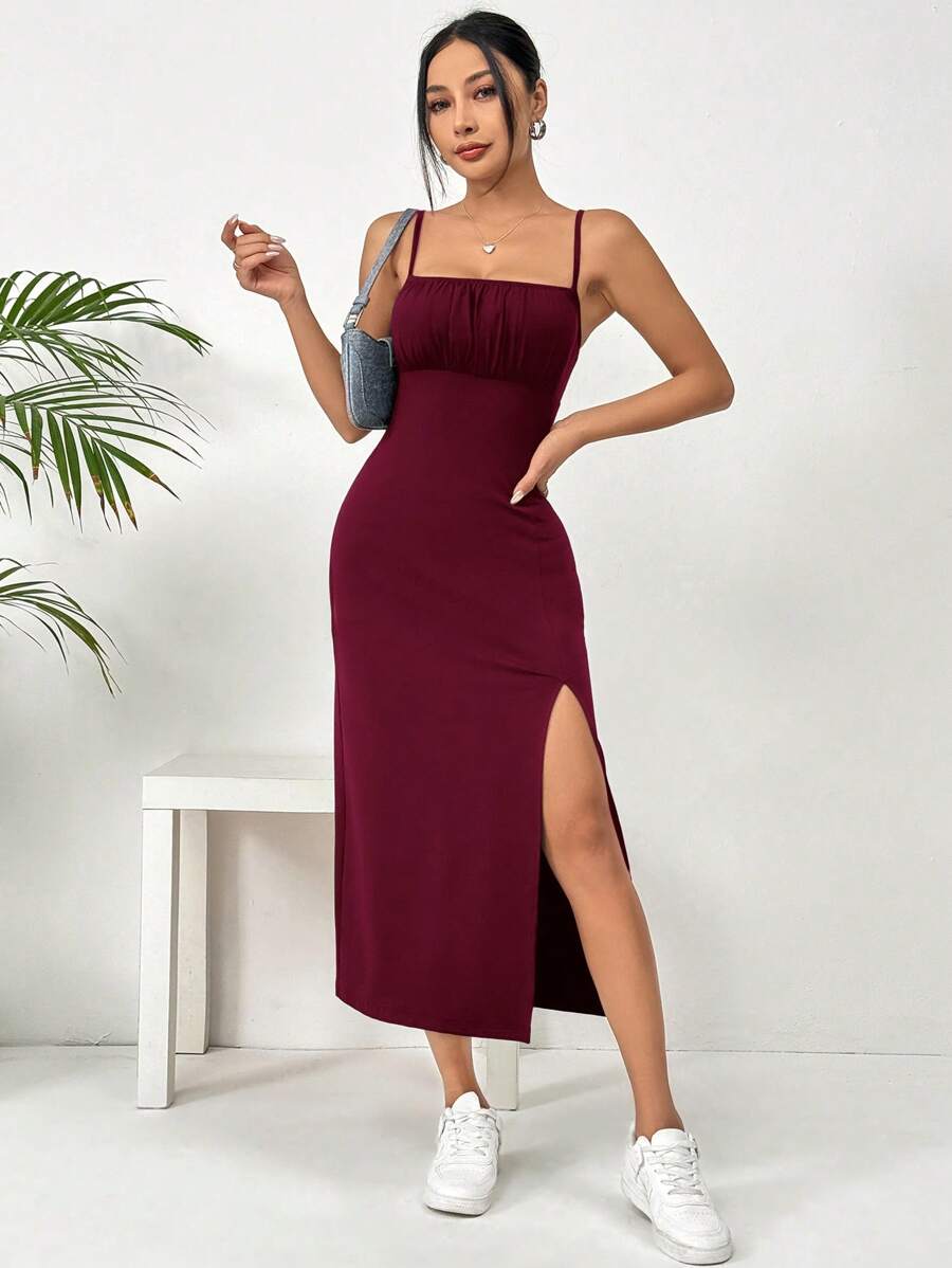 SHEIN EZwear 女士简约纯色细肩带开衩下摆休闲连衣裙 - 酒紅色 - 查看 1