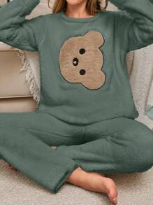 RueChic 2Pcs Pelush Animal Embroidery Detail PJ Set - Green - View 4