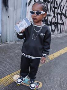SHEIN 2pcs/Set Young Boy Outfit,Autumn Back-To-School Career Day Round Neck Top,Sweatpants,Color-Block Stripes,Printed Letter,Elastic Waistband Comfortable - Black - View 6