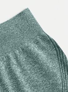 SHEIN Conjunto de ropa deportiva para niñas preadolescentes, blusa de manga larga negra y pantalones largos, traje deportivo elástico de yoga cómodo y transpirable, diseño minimalista y de moda