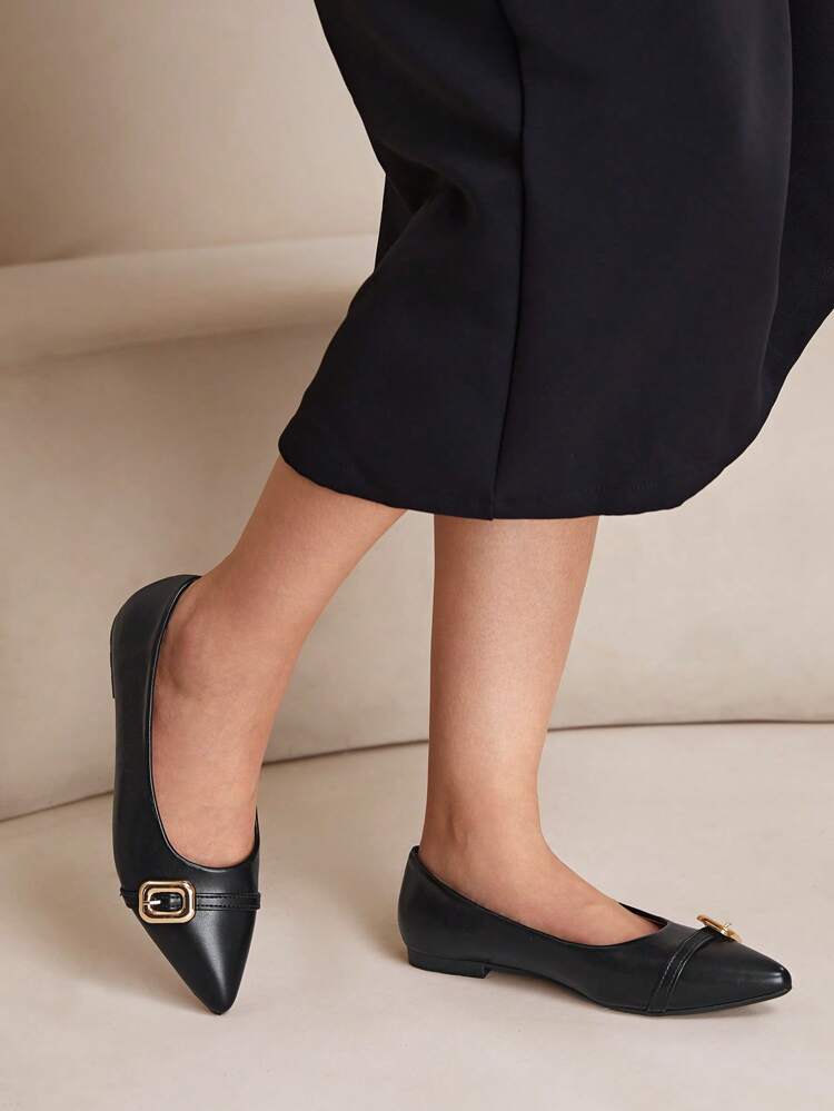 CUCCOO CURVES Wide Width & Toe Box Flat Buckle Single Strap Shoes, White, Fashionable For All Seasons For Christmas And New Year Holiday Vibe Fall And Winter