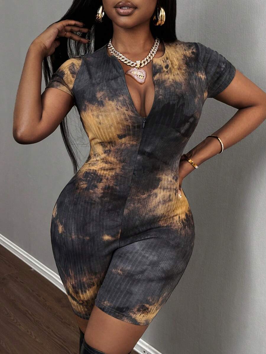 Slaydiva 极简休闲基本款夏季圆领拉链领短袖短裤黑白扎染条纹针织女式连体裤 - 彩色 - 查看 1