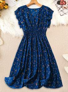 SHEIN Clasi Vestido informal de talla grande con cuello en V sin mangas y estampado floral todo sobre todo