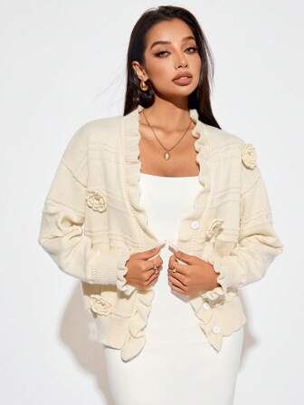 SHEIN SXY Strickjacke mit Knopfleiste, 3D Blumen Rüschensaum, einfarbig, Langarm, Damen Pullover, beige Pullover, Strickjacke, Wintermantel für Frauen