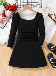 SHEIN Leap Crew 年轻女孩优雅复古方领灯笼长袖 A 字连衣裙，黑色，羊腿袖长袖蛋糕连衣裙，适合生日派对、度假，非常适合秋冬季休闲和日常穿着和上学日常，适合圣诞节、公主裙、母女搭配、姐妹和我搭配。