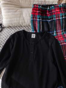 SHEIN 2 件套男童休闲圆领半开襟长袖上衣和柔软格子法兰绒睡裤，舒适贴肤家居睡衣套装，适合秋冬季 - 黑色 - 查看 3