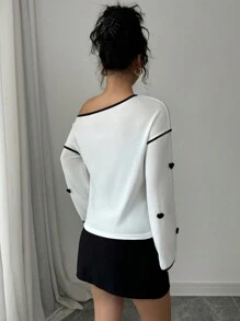 Elenzga 女款心形图案不对称领口撞色边长袖T恤 图案T恤 女款春季上衣