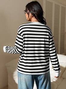 Calvaya Women Plus Size Round Neck Long Sleeve Striped 3D Floral Casual Elegant Sweatshirt, Autumn/Winter Pullover Fall - Black and White - View 2