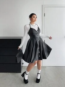 Flirla 时尚派对性感 PU 皮革露背吊带修身迷你连衣裙，配金色纽扣 - 黑色 - 查看 4