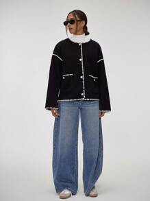 Forever 21 黑色 AutumnTeddy 女士保暖内衬保暖夹克。单排扣翻领刺绣撞色边长袖女士夹克。宽松、休闲、时尚的街头服饰。 - 黑色 - 查看 6