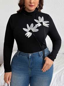 SHEIN Privé Plus Size Women Elegant Turtleneck Long Sleeve Floral Decor T-Shirt, Autumn - Black - View 5