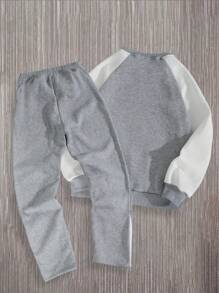 SHEIN Explorewe 2 件/套 Tween Boys High Street 字母和蜘蛛印花拼色保暖内衬连帽衫和裤子套装，休闲运动装 - 灰色 - 查看 2