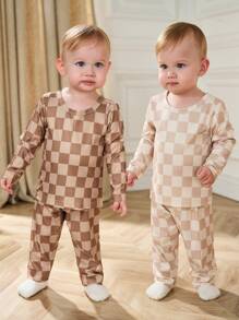 Baby Boy 2 Pieces Set, Ribbed Fabric Top & Checkerboard Pattern Bottoms Outfit, Fashionable For Indoor Or Autumn/Winter Base Layer Wear