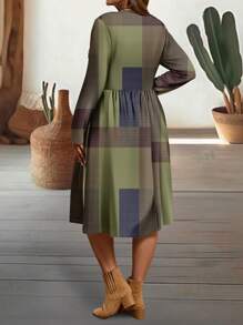 EMERY ROSE Casual Retro Plaid Pattern Fitted Crew Neck Long Sleeve Plus Size Dress, Suitable For Autumn/Winter