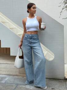 Livesso Women's Solid Color Pocket Casual Loose Fit Jeans - Light Wash - View 4