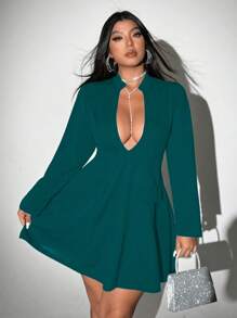 Viva Relle 大码性感纯色缺口领腰部修身连衣裙