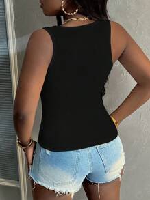 Slaydiva Simplistic Casual Basic Daily Notched Neck Sleeveless Side Ruched Fitted Short Sleeve Ribbed Stretch Black Tank Top For Women - Black - View 2