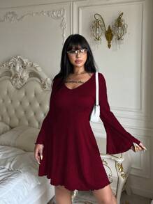 Flirla Plus Size V Neck Ribbed Flare Sleeve Dress Burgundy Color Women Outfit - Burgundy - View 5
