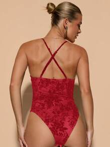 SHEIN BAE 甜美假日约会网眼全身花卉印花植绒细肩带领口垂坠女士紧身衣、俱乐部女士服装、万圣节服装 - 紅色 - 查看 2