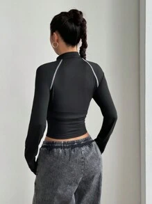 Coolane 女士秋冬日常服装 Y2K 街头服饰运动休闲针织字母印花弹力微绒四分之一拉链瑜伽慢跑黑色撞色滚边黑色修身立领长袖高领套头衫衬衫 T 恤 - 黑色 - 查看 2