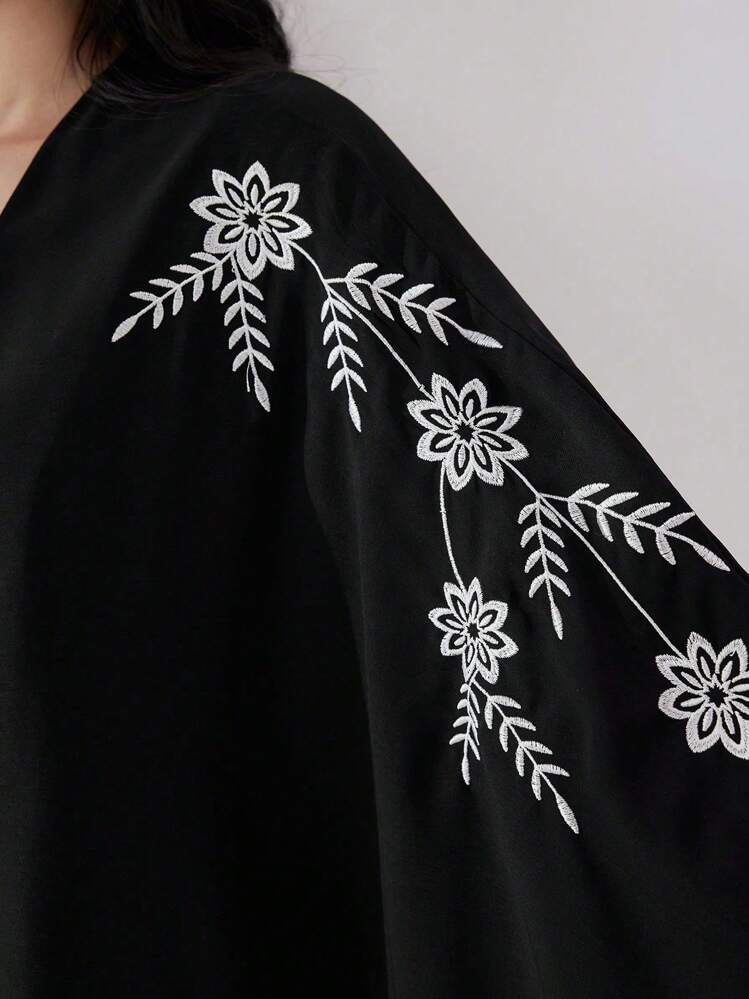عبايه طويلة الأكمام مطرزة بزهور أنيقة قطعة واحدة، جلابيات بسيطة موديسة مفتوحة، للاستخدام اليومي والحفلات