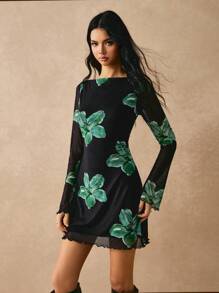 Poéselle 女式黑色碎花连衣裙 优雅碎花连衣裙 长袖优雅花卉印花喇叭袖连衣裙 秋冬女装 黑色派对 轻松别致黑色连衣裙 秋季服装 俱乐部女装 绿色女装 秋季女装 冬季女装 长袖连衣裙 - 黑色 - 查看 4