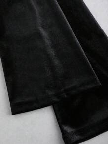 Sweetra Women's Black Velvet Color Block Bowknot Waisted Mini Dress, Fashion Elegant Slim Fit Short Luxurious Party Dress