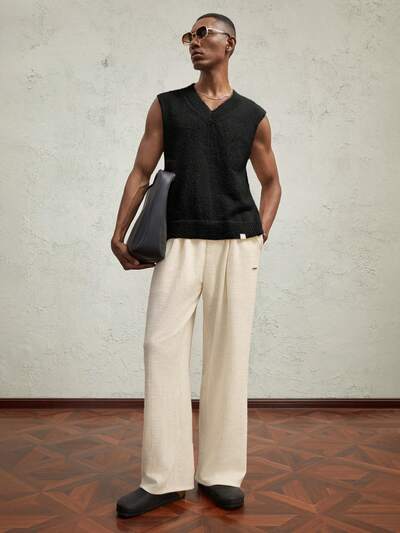 Men's Fitted Knit Jersey V-Neck Sleeveless Sweater