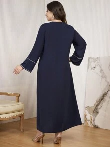 Al Najma 大码花卉图案拼布阿拉伯土耳其长袍 - 藏蓝色 - 查看 2