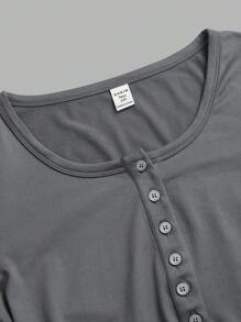 SHEIN Girlism 3 قطع/مجموعة تي شيرت كاجوال بأكمام طويلة وياقة طاقم/V للبنات المراهقات، بألوان أبيض وأسود ورمادي، مصنوع من الأقمشة المحبوكة والسميكة، مناسب للوشاحات لفصول الربيع والصيف والخريف والشتاء - متعدد الألوان - مشاهدة 7