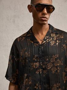 AKNOTIC Party 男士黑色透明条纹箔印花编织修身纽扣领短袖休闲衬衫，适合日常和派对穿着 - 黑色 - 查看 1