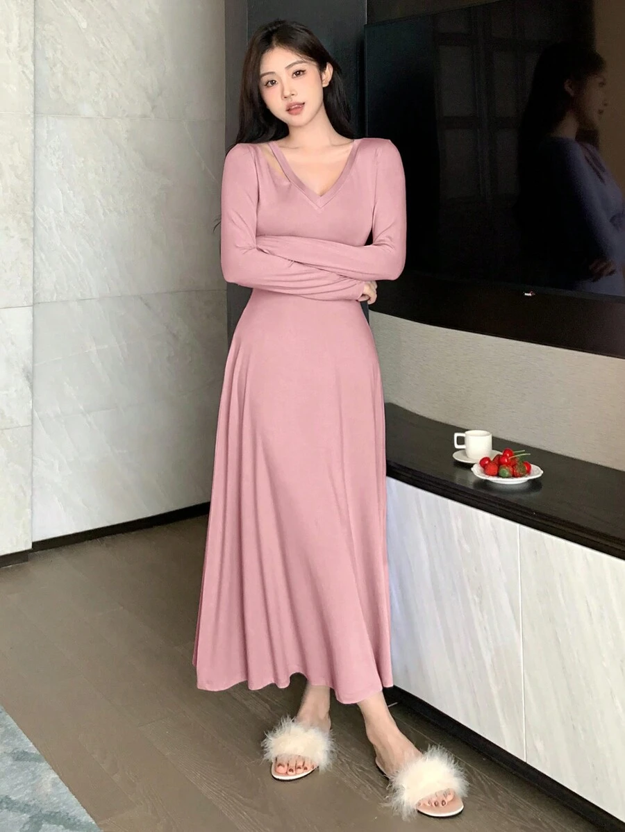 DAZY Women Slim Fit V-Neck Hollow Out Design Long Sleeve Casual Dress