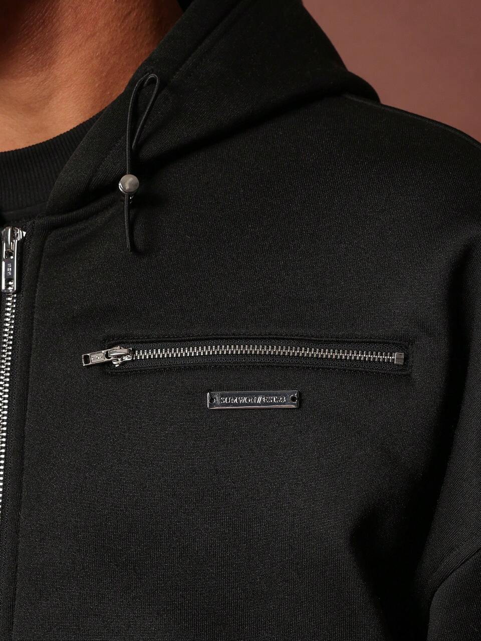 Felpa con cappuccio oversize utility con zip e tasche cargo