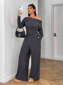 SHEIN EZwear 大码纯色斜肩长袖休闲上衣和裤子套装，女士冬装