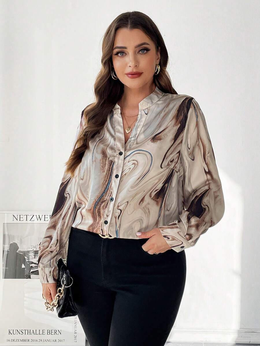 SHEIN Privé Talla grande Camisa con estampado de mármol con botón delantero - Multicolor - Ver 1