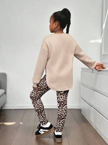 Bộ 2 chiếc áo hoodie cổ tròn rộng rãi thoải mái cho bé gái tuổi teen và quần viền bất đối xứng - Màu Khaki - Xem 3