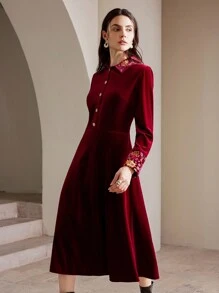 Anewsta 复古优雅天鹅绒花卉刺绣翻领长裙，女士派对礼服除夕新年节日派对服装酒红色长款女装 - 酒紅色 - 查看 6