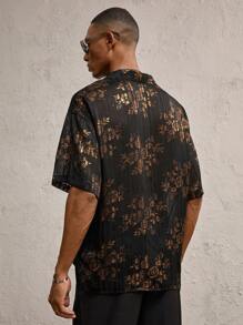 AKNOTIC Party 男士黑色透明条纹箔印花编织修身纽扣领短袖休闲衬衫，适合日常和派对穿着 - 黑色 - 查看 7