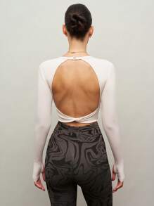 Activina 女士白色运动长袖露背短款 T 恤，修身休闲优雅，适合日常穿着和芭蕾舞 - 米色 - 查看 5