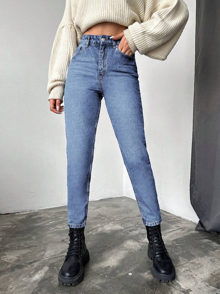 EURMUSE 100% Baumwolle slim fit Denimjeans mit schrägen Taschen - Mittele Waschung - Übersicht 1