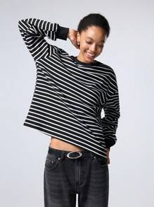 SHEIN EZwear Women Crew Neck Long Sleeve Striped Minimalist Top, Casual And Everyday Wear - Black and White - View 1