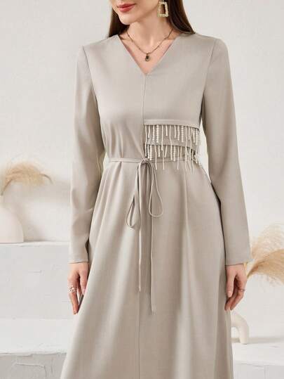 Al Najma 秋冬优雅 V 领串珠流苏腰带宽松女式连衣裙