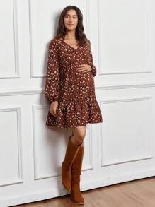 SHEIN Vestido corto de manga larga con escote en V y estampado completo de moda para embarazadas