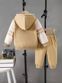 2pcs Baby Boys Khaki Winter Modest Date Thermal Lined Striped Hooded Jacket&Elastic Waist Pants Set,Casual Thicken Comfortable Outdoor Sports Outfit - Khaki - View 2