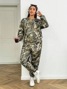 SHEIN EZwear Plus Size Women 2pcs Sets Casual Printed , Simple & Stylish For Everyday Wear