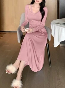 DAZY Women Slim Fit V-Neck Hollow Out Design Long Sleeve Casual Dress
