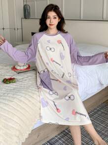 DAZY Camisón suelto con manga raglán y estampado de lazo y letras con efecto patchwork