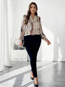 SHEIN Privé Talla grande Camisa con estampado de mármol con botón delantero - Multicolor - Ver 4