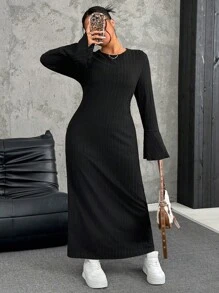 SHEIN EZwear Plus Size Women Casual Solid Color Long Sleeve Asymmetrical Hem Long Dress, Autumn/Winter