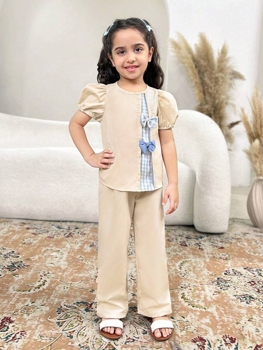 SHEIN Leap Crew 2 件装少女蓝白格子蝴蝶结拼接卡其色编织上衣和裤子套装女童长裤套装女童喇叭裤套装女童裤子套装 - 彩色 - 查看 1